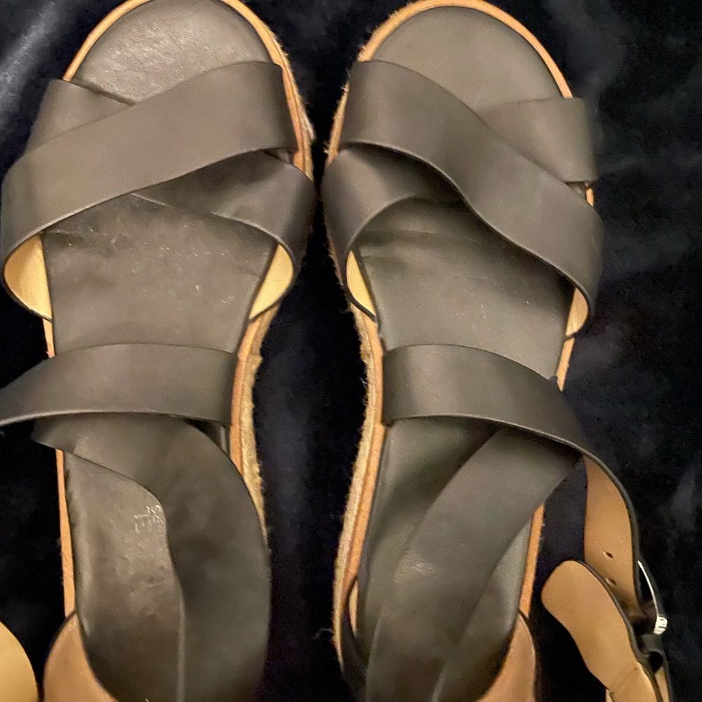 Michael Kors / Women’s black sandal